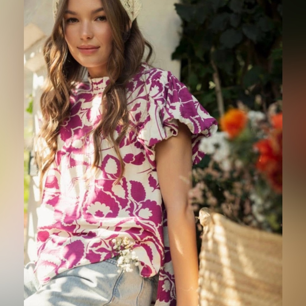 JODIFL Purple and White Floral Blouse